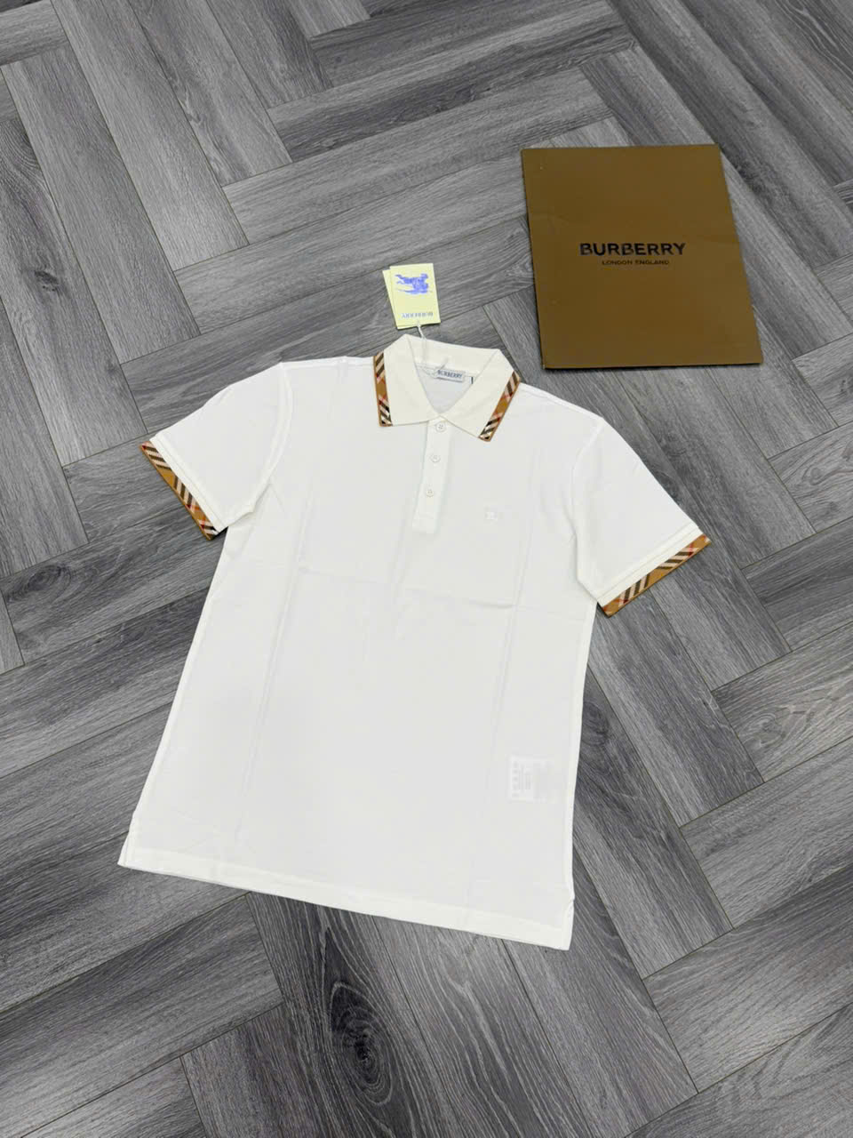 ÁO POLO NAM CAO CẤP PHỐI VIỀN CARO – THANH LỊCH & ĐẲNG CẤP https://smatups.io.vn/san-pham/ao-polo-nam-cao-cap-phoi-vien-caro-thanh-lich-dang-cap/